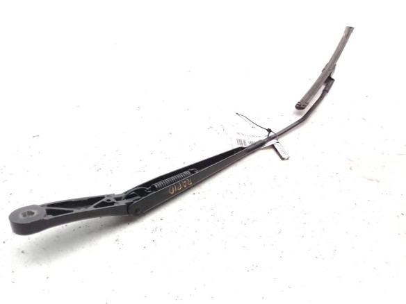 5JB955410 BRAZO LIMPIAPARABRISAS DEL DER SKODA RAPID (NH3)|Desguaces La Cabaña