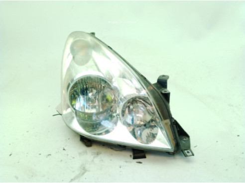 FARO DERECHO TOYOTA COROLLA Verso (ZER_, ZZE12_, R1_)|Desguaces La Cabaña