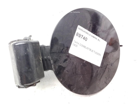 895102E000 TAPA COMBUSTIBLE HYUNDAI TUCSON (JM)|Desguaces La Cabaña