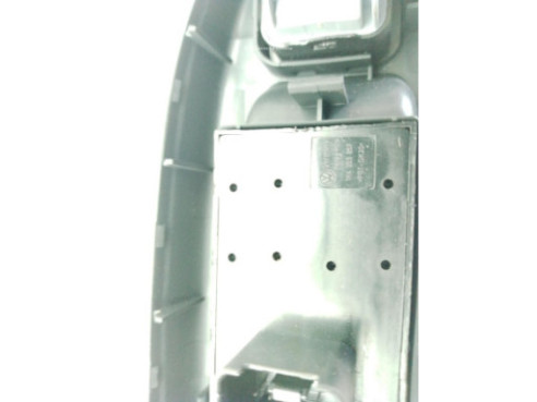 1K4959857 MANDO ELEVALUNAS PUERTA LAT DEL IZQ VW PASSAT (3C2)|Desguaces La Cabaña