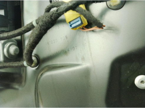 3C1837462L ELEVALUNAS PUERTA LAT DEL DER VW PASSAT (3C2)|Desguaces La Cabaña