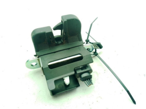 3C0821022 ALETA DEL DER VW PASSAT (3C2)|Desguaces La Cabaña 2