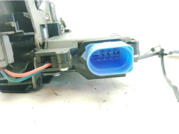 7L0839016D CERRADURA PUERTA LAT TRA DER VW TOURAN (1T1, 1T2)|Desguaces La Cabaña