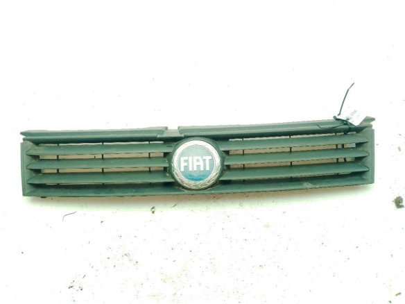 REJILLA / CALANDRA FIAT STILO (192_)|Desguaces La Cabaña