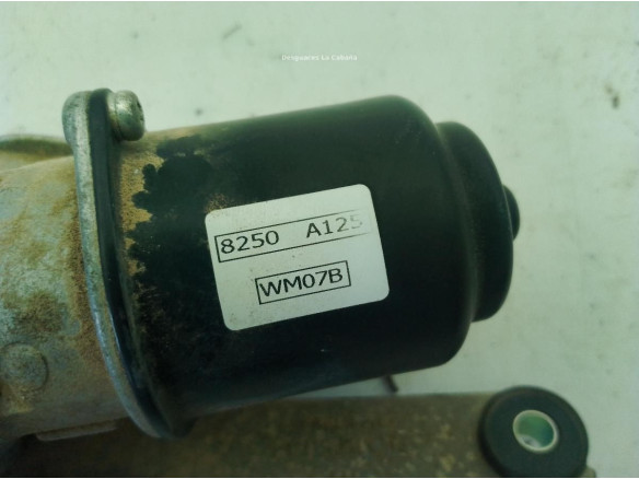 8250A146  MOTOR LIMPIAPARABRISAS DEL MITSUBISHI L 200 / TRITON (KA_T, KB_T)|Desguaces La Cabaña