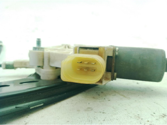 51337140588  ELEVALUNAS PUERTA LAT DEL DER BMW 3 (E90)|Desguaces La Cabaña