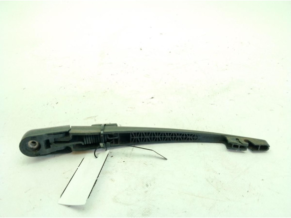 BRAZO LIMPIAPARABRISAS TRA PORTÓN MITSUBISHI GRANDIS (NA_W)|Desguaces La Cabaña