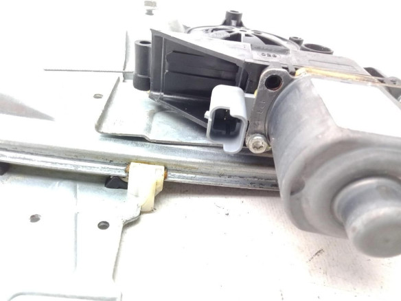 ELEVALUNAS PUERTA LAT DEL DER PEUGEOT 208|Desguaces La Cabaña