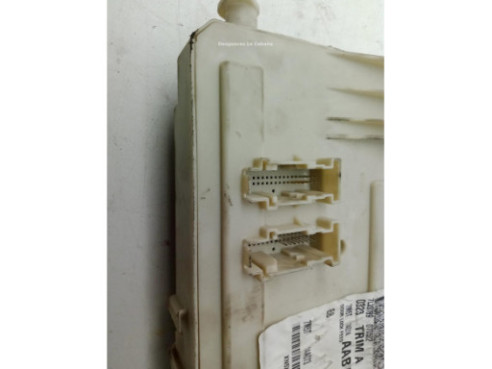 CAJA FUSIBLES INTERIOR (BSI)|Desguaces La Cabaña 2