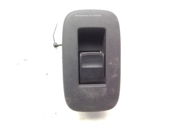 MANDO ELEVALUNAS PUERTA LAT TRA DER TOYOTA AURIS (_E15_)|Desguaces La Cabaña