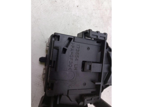 84652-05160, MANDO LIMPIAPARABRISAS TOYOTA AVENSIS (_T25_)|Desguaces La Cabaña
