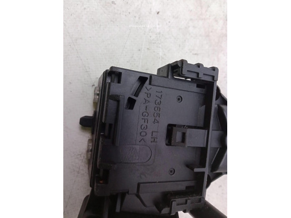 84652-05160, MANDO LIMPIAPARABRISAS TOYOTA AVENSIS (_T25_)|Desguaces La Cabaña