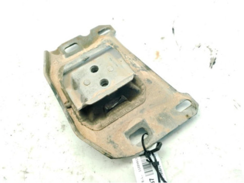 9673768480 SOPORTE MOTOR IZQ PEUGEOT 5008 II|Desguaces La Cabaña