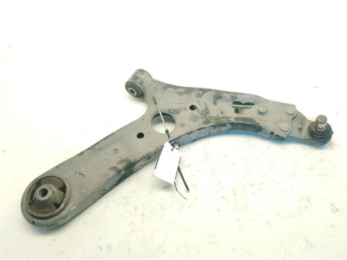 54501A2600 BRAZO SUSPENSION DEL DER INF HYUNDAI i30 (GD)|Desguaces La Cabaña
