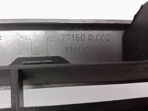 7715000002 REJILLA / CALANDRA MERCEDES BENZ CLK (C208)|Desguaces La Cabaña