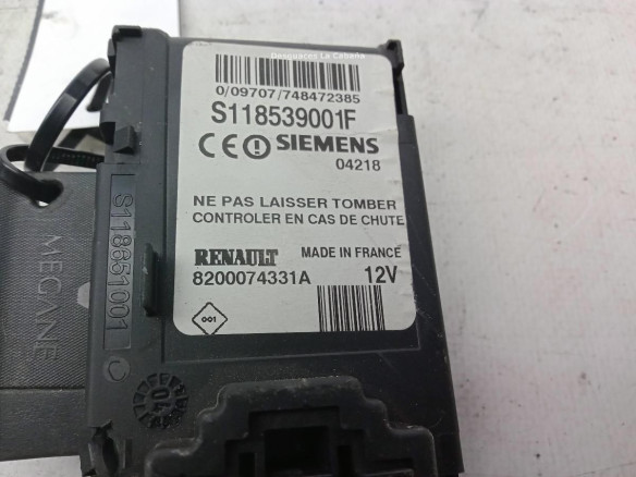 8200074331A LECTOR LLAVE RENAULT MEGANE II (BM0/1_, CM0/1_)|Desguaces La Cabaña