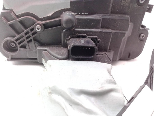 CERRADURA PUERTA LAT TRA DER FORD FOCUS IV (HN)|Desguaces La Cabaña