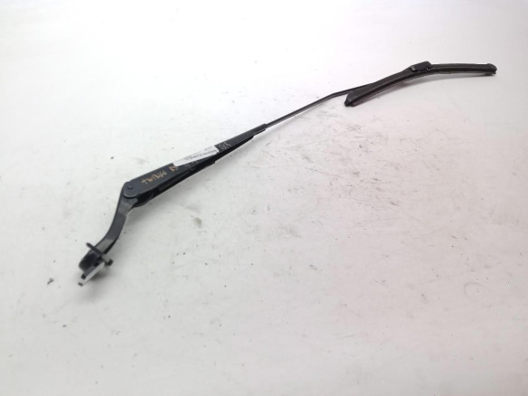 BRAZO LIMPIAPARABRISAS DEL DER RENAULT TWINGO II (CN0_)|Desguaces La Cabaña
