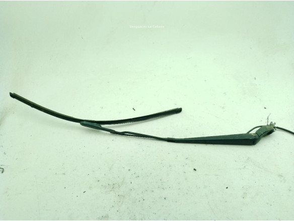 A0018205544 BRAZO LIMPIAPARABRISAS DEL DER MERCEDES BENZ VITO Autobús (W639)|Desguaces La Cabaña