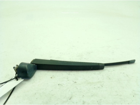 6R6955707B BRAZO LIMPIAPARABRISAS TRA PORTÓN VW GOLF VII (5G1, BQ1, BE1, BE2)|Desguaces La Cabaña