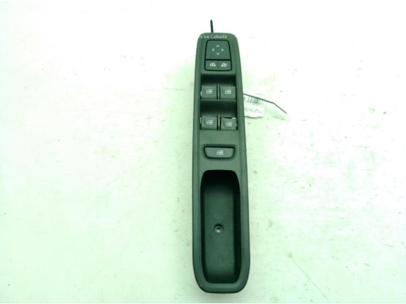 254112588R MANDO ELEVALUNAS PUERTA LAT DEL IZQ DACIA SANDERO III|Desguaces La Cabaña