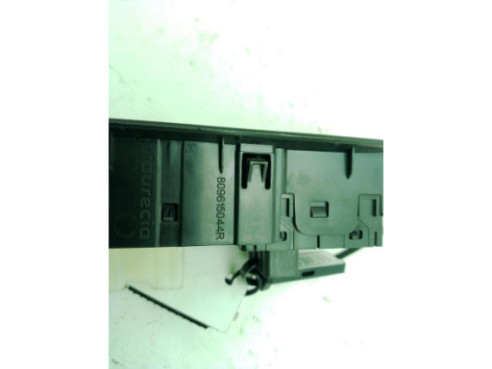 254112588R MANDO ELEVALUNAS PUERTA LAT DEL IZQ DACIA SANDERO III|Desguaces La Cabaña