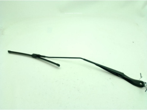 288818382R BRAZO LIMPIAPARABRISAS DEL IZQ DACIA SANDERO III|Desguaces La Cabaña