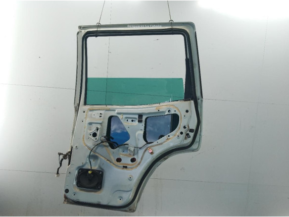 PUERTA LAT TRA DER NISSAN TERRANO II (R20)|Desguaces La Cabaña