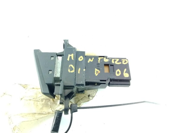 SinValor INTERRUPTOR WARNING MITSUBISHI MONTERO IV (V8_W, V9_W) |Desguaces La Cabaña