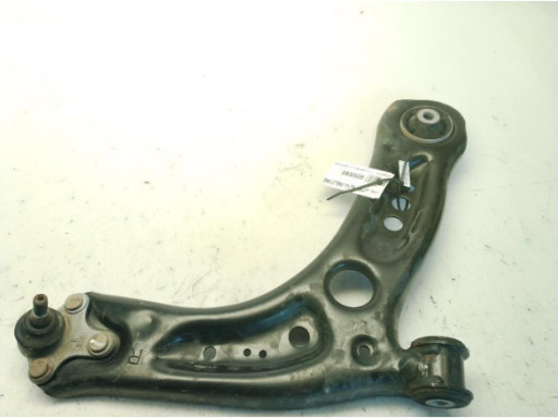 5F0807305  TRAVIESA TRA SEAT LEON (5F1)|Desguaces La Cabaña
