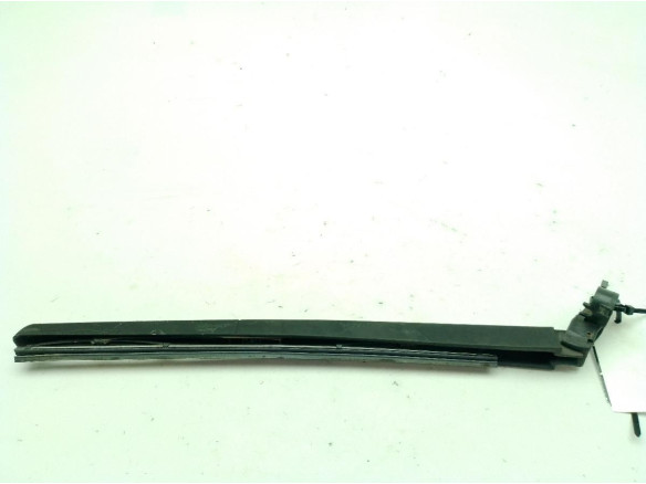 8E9955407C BRAZO LIMPIAPARABRISAS TRA PORTÓN AUDI A3 (8P1)|Desguaces La Cabaña