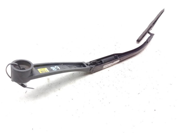 BRAZO LIMPIAPARABRISAS DEL DER HYUNDAI GENESIS (DH)|Desguaces La Cabaña