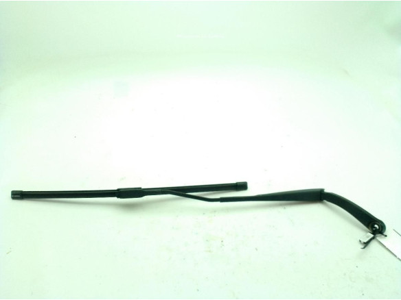 288817021R BRAZO LIMPIAPARABRISAS DEL IZQ DACIA LODGY|Desguaces La Cabaña