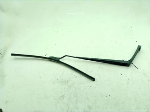 983102S000 BRAZO LIMPIAPARABRISAS DEL IZQ HYUNDAI ix35 (LM, EL, ELH)|Desguaces La Cabaña
