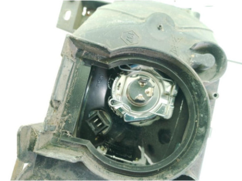 7701044520 FARO DERECHO RENAULT MASTER II Autobús (JD)|Desguaces La Cabaña