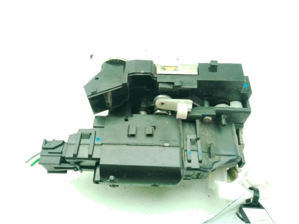 825020953R CERRADURA PUERTA LAT TRA DER DACIA LODGY|Desguaces La Cabaña
