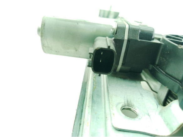 827217782R ELEVALUNAS PUERTA LAT TRA IZQ DACIA LODGY|Desguaces La Cabaña