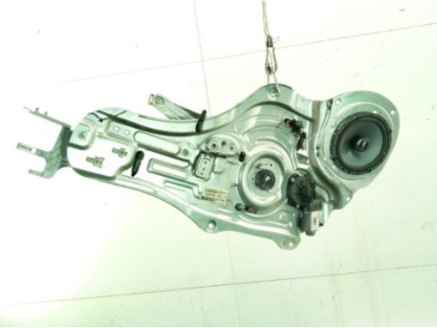 824813U000 ELEVALUNAS PUERTA LAT DEL DER KIA SPORTAGE (SL)|Desguaces La Cabaña