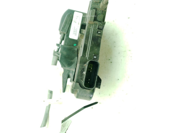 814103U000 CERRADURA PUERTA LAT TRA IZQ KIA SPORTAGE (SL)|Desguaces La Cabaña