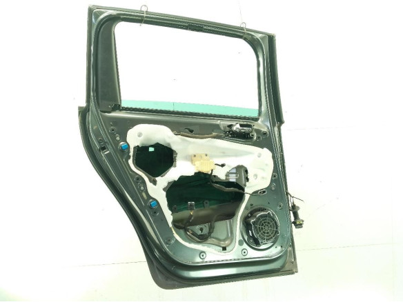 9006S6 PUERTA LAT TRA IZQ PEUGEOT 5008|Desguaces La Cabaña