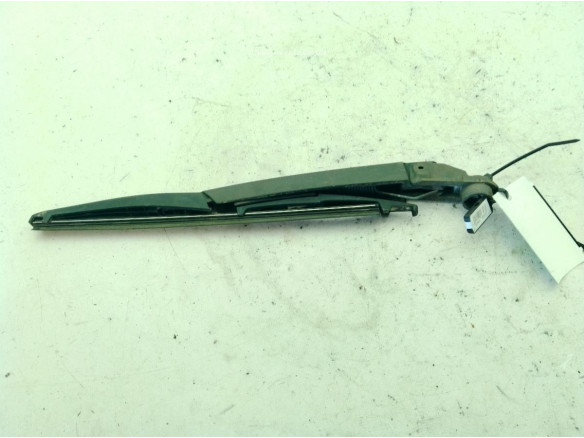 6429GN BRAZO LIMPIAPARABRISAS TRA PORTÓN PEUGEOT 5008|Desguaces La Cabaña