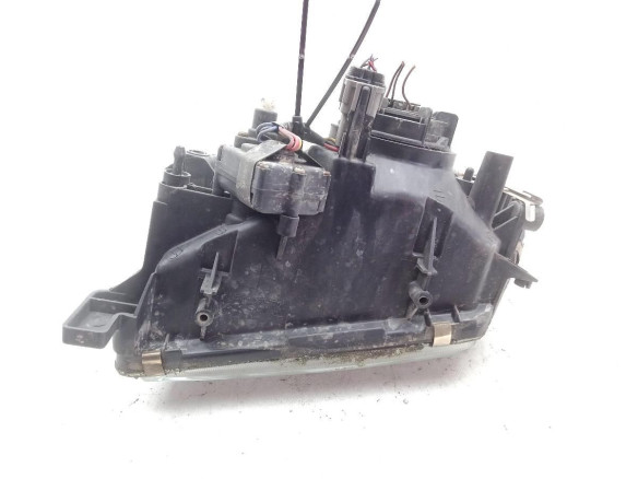 FARO DERECHO NISSAN PATROL GR V Wagon (Y61)|Desguaces La Cabaña