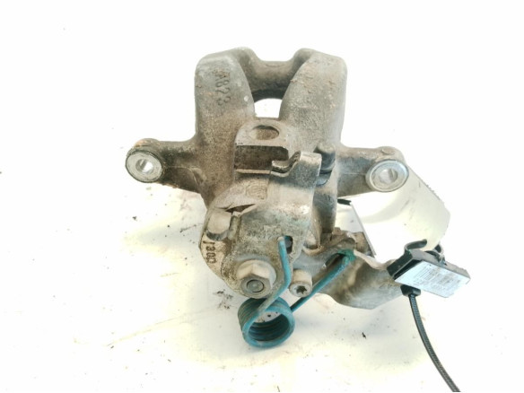 0000077368068 PINZA TRA IZQ FIAT TIPO Fastback (357_)|Desguaces La Cabaña