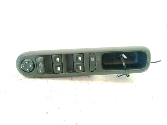 MANDO ELEVALUNAS PUERTA LAT DEL IZQ PEUGEOT 5008|Desguaces La Cabaña