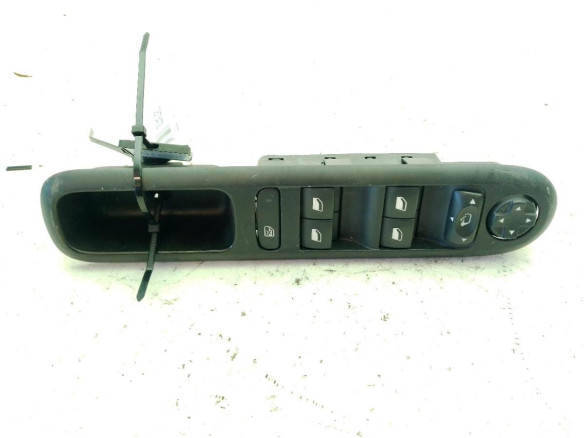 MANDO ELEVALUNAS PUERTA LAT DEL IZQ PEUGEOT 5008|Desguaces La Cabaña