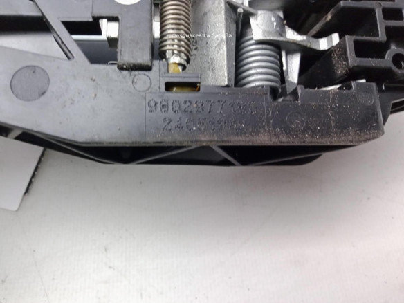 980297821T MANILLA PUERTA LAT TRA DER EXT CITROEN C3 III (SX)|Desguaces La Cabaña