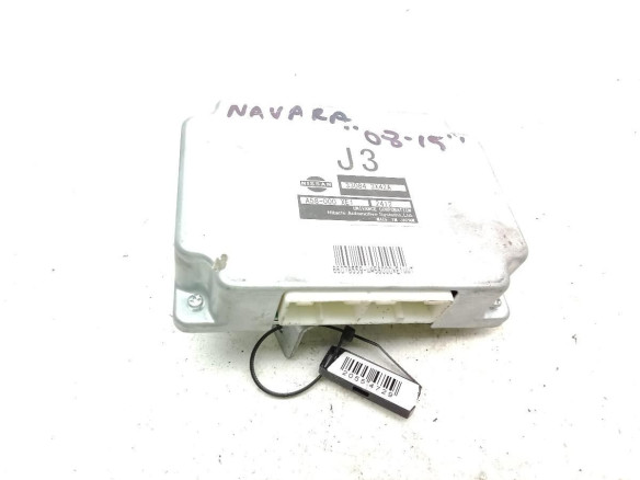  330843X42A CENTRALITA MOTOR NISSAN NP300 NAVARA (D40)|Desguaces La Cabaña