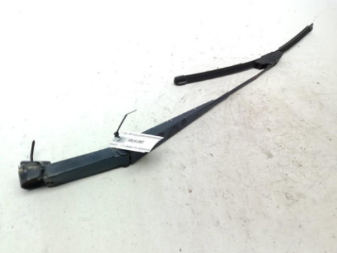 BRAZO LIMPIAPARABRISAS DEL DER NISSAN PATHFINDER III (R51)|Desguaces La Cabaña