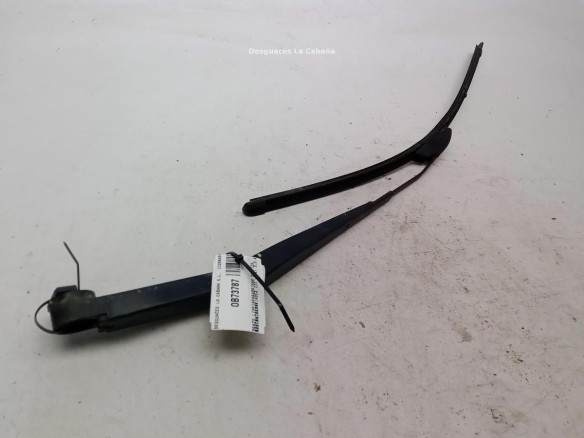 BRAZO LIMPIAPARABRISAS DEL IZQ NISSAN PATHFINDER III (R51)|Desguaces La Cabaña