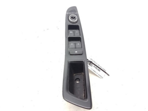 GB0063 MANDO ELEVALUNAS PUERTA LAT DEL IZQ HYUNDAI i20 (GB)|Desguaces La Cabaña